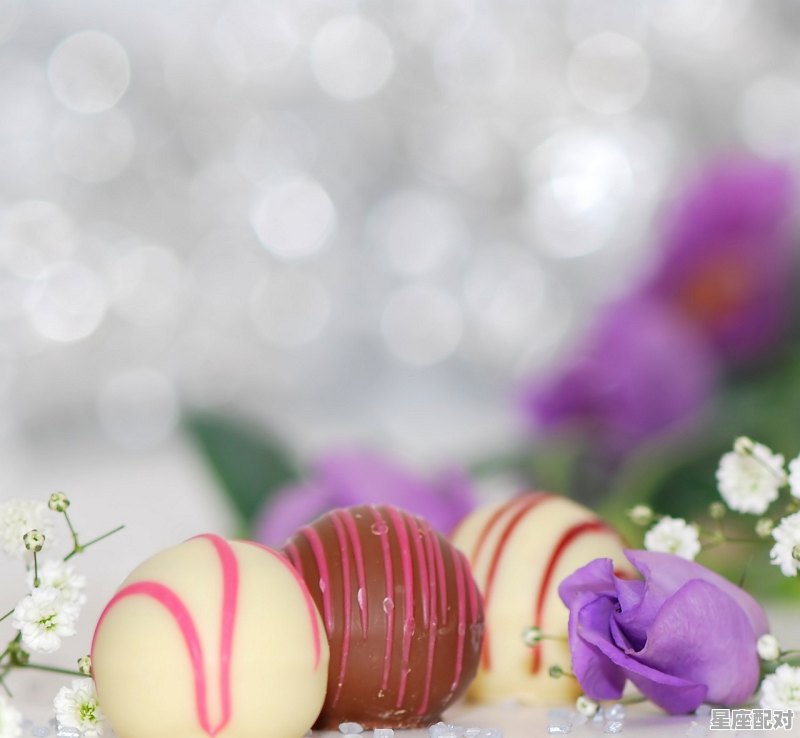 6月12日生日巧克力：冰凉甜品（Choco－Cherry Ice Block） - 星座运势
