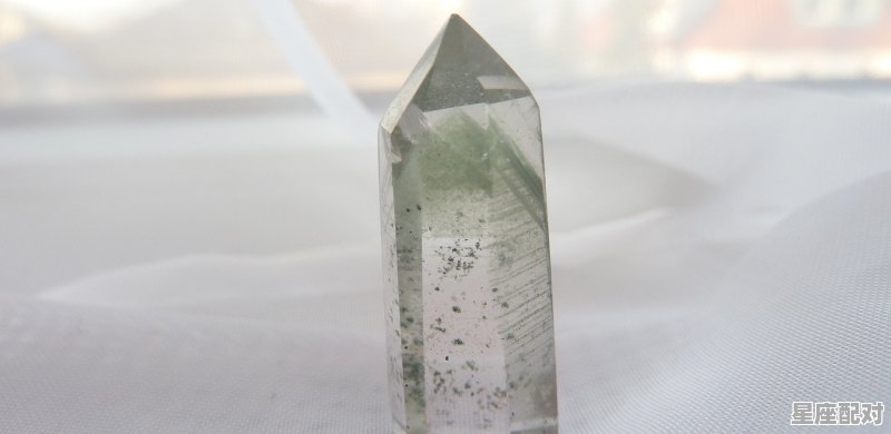 双鱼座的守护水晶 - 星座运势