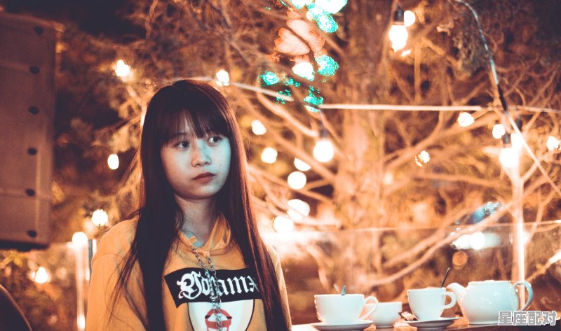 春节对联的由来及寓意,春节春联习俗的由来 - 星座运势