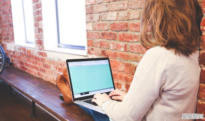 亲戚介绍的女孩微信怎么介绍自己，天花乱坠是什么生肖 - 星座运势