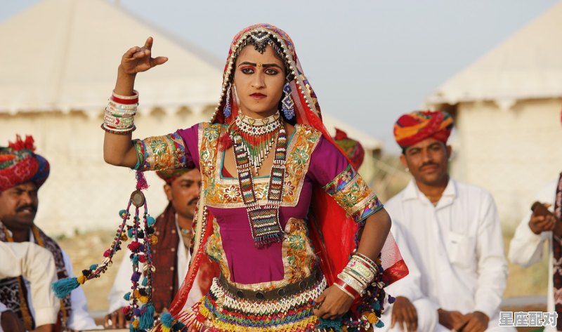 短文讲了藏族人民过年的习俗,你知道汉族人民过年有哪些习俗吗_有哪些有趣的中国民俗 短文讲了藏族人民过年的习俗,你知道汉族人民过年有哪些习俗吗_有哪些有趣的中国民俗 - 星座运势