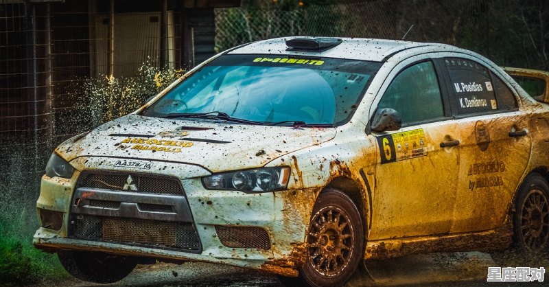 我的动车票上写的座位号是2车13A，请问这是什么意思啊_夜晚东方上空有七八颗星星在一堆的，也就是挤在一块，叫什么星星，或星座 - 星座运势