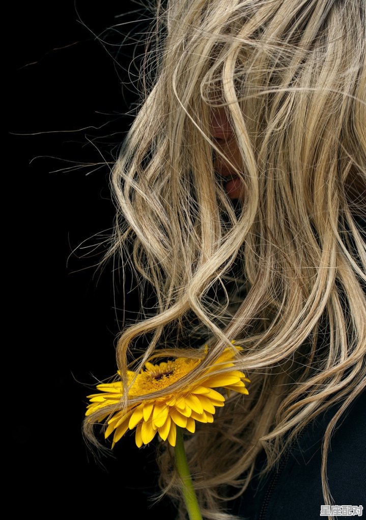 鱼眼人是什么性格，金鱼座女生的性格特点 - 星座运势