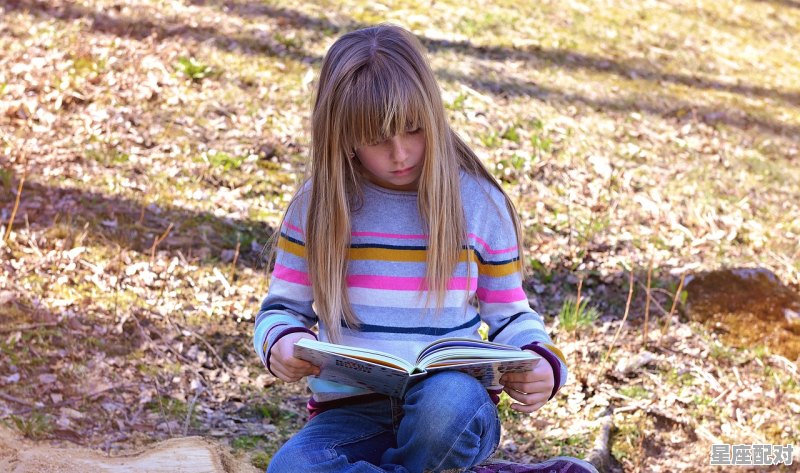 巨蟹座女孩的性格特点，巨蟹座的性格女孩 - 星座运势