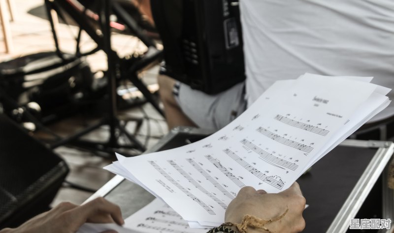 封建迷信和传统习俗的区别，传统习俗属于迷信吗 - 星座运势