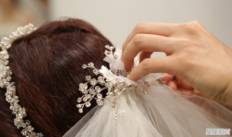 麻将刚抓好就胡好吗_祝福麻将手气好的对联 麻将刚抓好就胡好吗_祝福麻将手气好的对联 - 星座运势