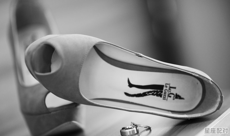 双子女的性格和脾气,双子座性格是怎样的 - 星座运势