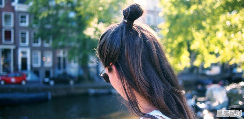 天秤座男跟哪个星座女最配,和天秤座男最配的星座配对是什么样的 天秤座男跟哪个星座女最配,和天秤座男最配的星座配对是什么样的 - 星座运势