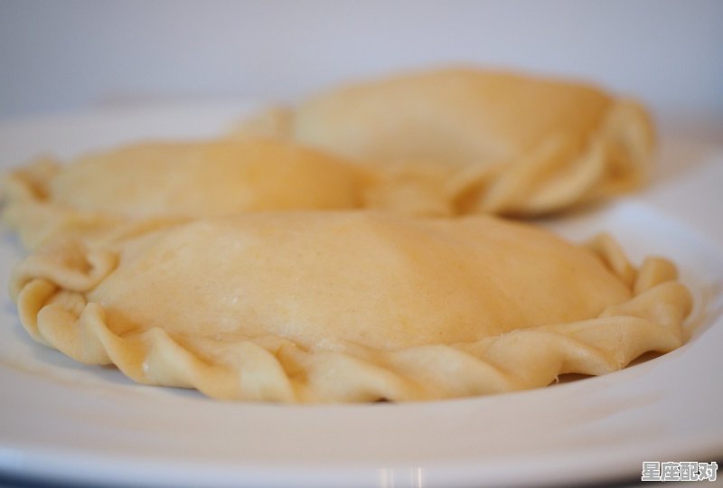 春节为什么要吃饺子，饺子的来历和传说_过年吃饺子有什么寓意 - 星座运势