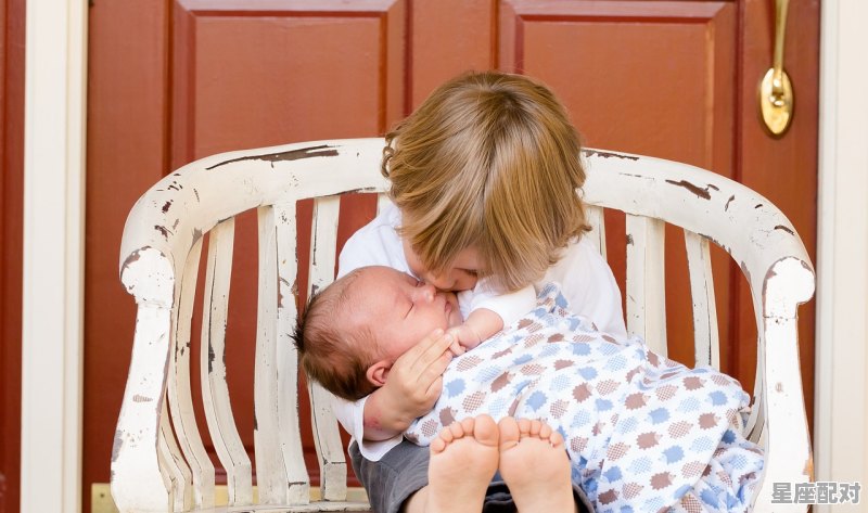 双子座男生十大特点,双子座男生性格穿搭 双子座男生十大特点,双子座男生性格穿搭 - 星座运势