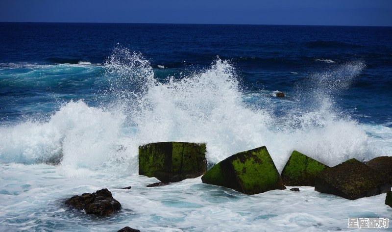 被淹是什么意思_梦到被水淹没 - 星座运势