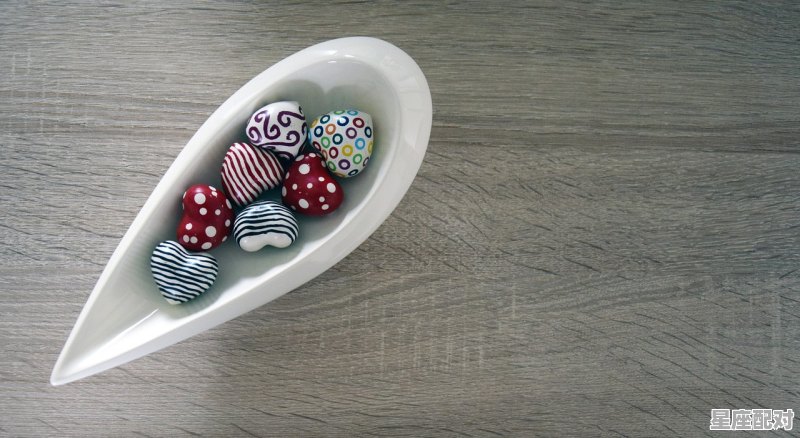 为什么狮子男只爱水瓶女,所有星座配对狮子男生都喜欢吗 为什么狮子男只爱水瓶女,所有星座配对狮子男生都喜欢吗 - 星座运势