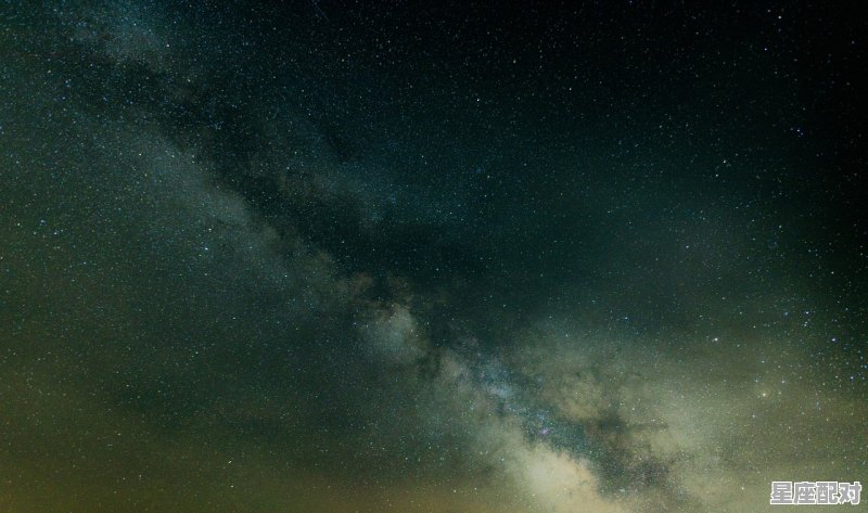 夏季西南方向最亮的星星是什么，4.9是什么星座 - 星座运势