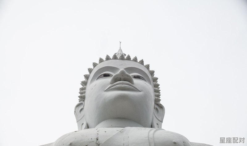 请问一座山上都是佛像这是什么地方,神秘大佛是什么生肖 - 星座运势
