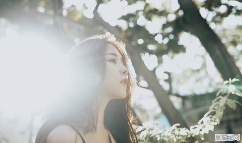 天蝎座女生性格特点中有哪些优点和弱点,长得好看的天蝎座女生性格 - 星座运势