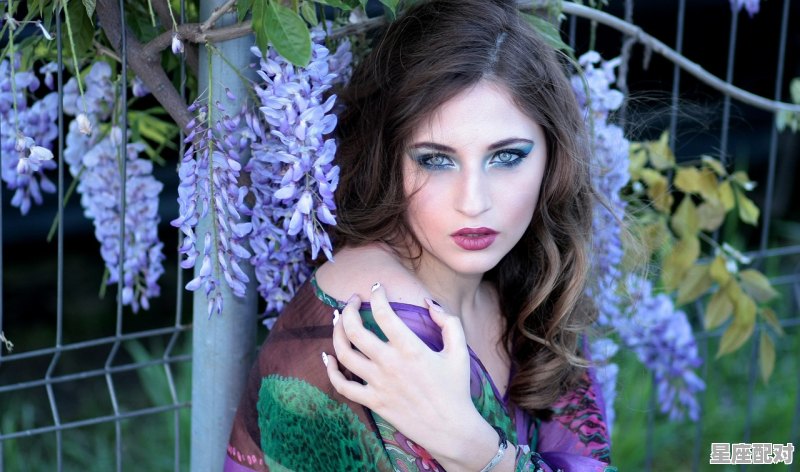 水瓶座的男孩跟哪个星座的女孩最配,水瓶座跟这个星座配对怎么样 水瓶座的男孩跟哪个星座的女孩最配,水瓶座跟这个星座配对怎么样 - 星座运势