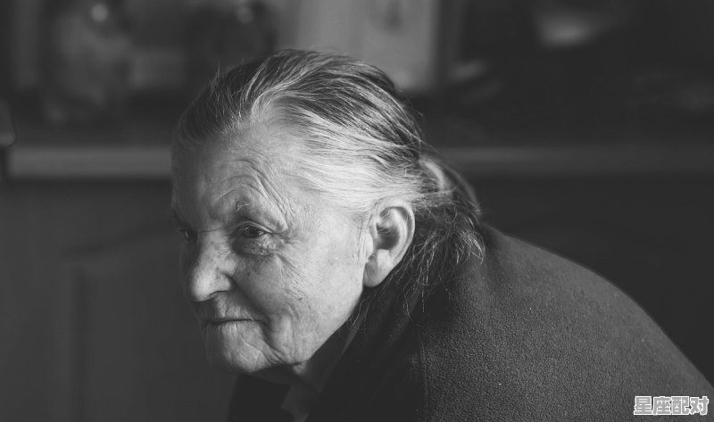 老人过世后，头七，二七，三七，什么的有什么讲究，做梦梦到已故老人 - 星座运势