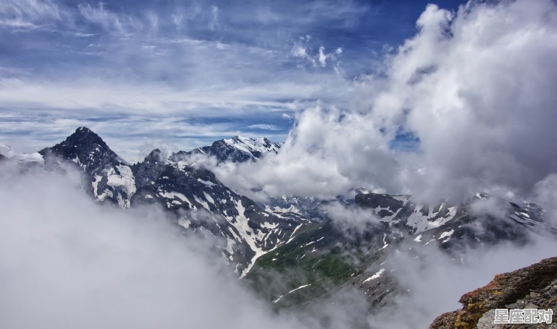 问你什么星座幽默回答_你可以不登山,但你心中一定要有座山什么意思 - 星座运势