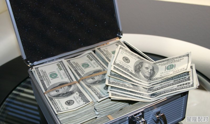 外资银行2022年十月美元存款利率_美元基金今日运势2022 外资银行2022年十月美元存款利率_美元基金今日运势2022 - 星座运势