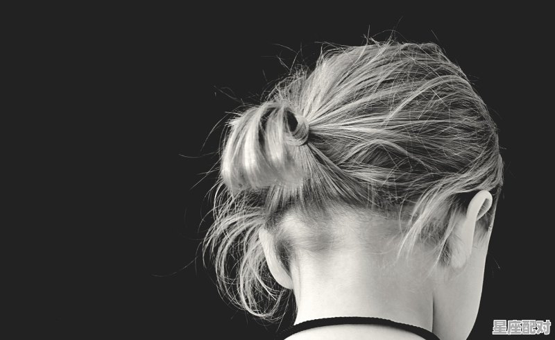 女朋友生病了,身体不舒服,心情不好的时候应该怎样去关心她呀_女友生病了,我该怎么关心 女朋友生病了,身体不舒服,心情不好的时候应该怎样去关心她呀_女友生病了,我该怎么关心 - 星座运势