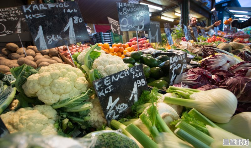 春节习俗：年货有哪些之年货五大分类_年货节卖什么比较好 - 星座运势