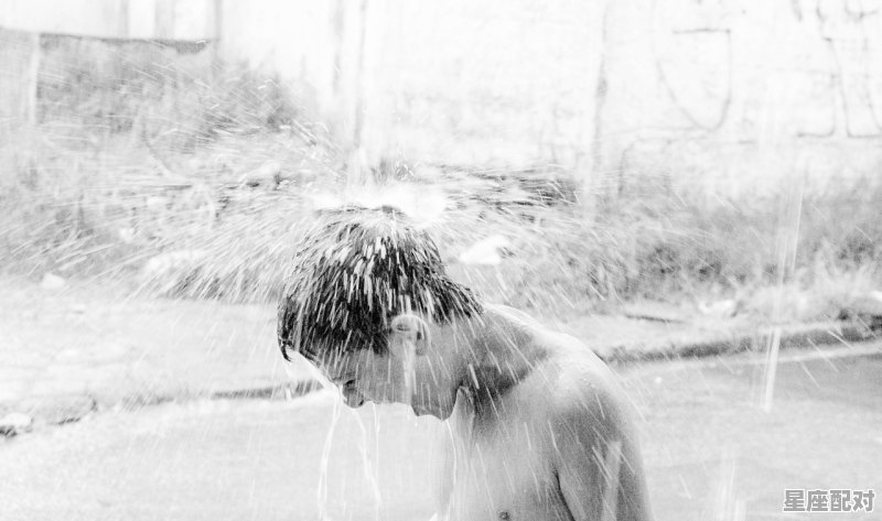 梦臆飘雨是什么意思，孕妇做梦梦到下雨 - 星座运势