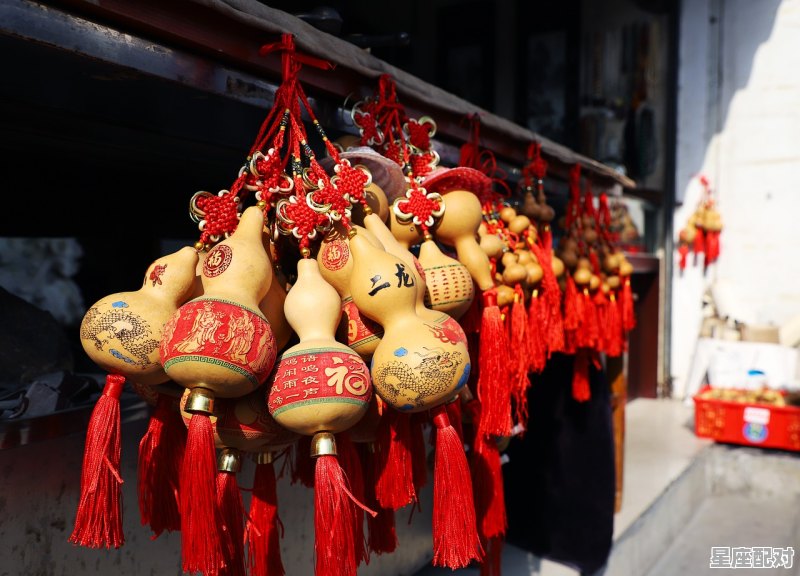 七月半的来历,中国七月半传统习俗 七月半的来历,中国七月半传统习俗 - 星座运势