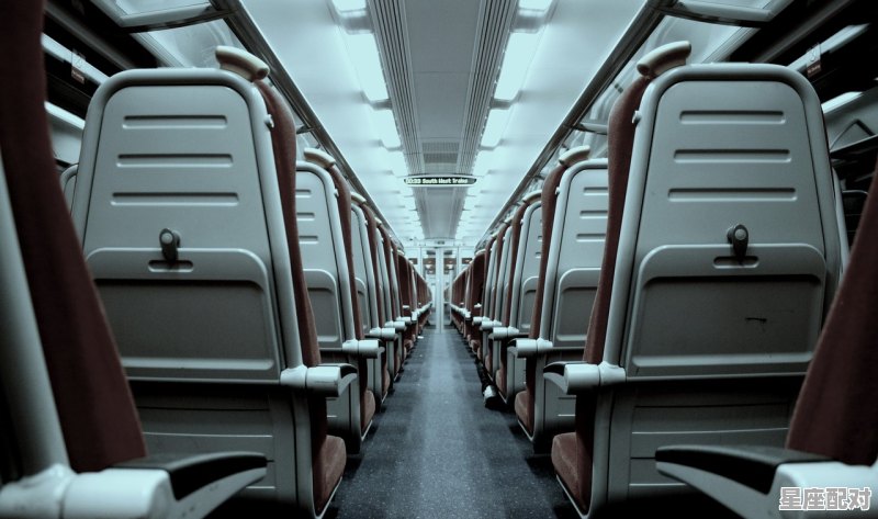 火车票103座位在什么位置,021103是什么星座 - 星座运势