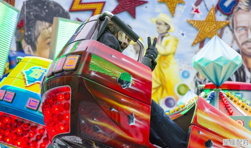 闽南人买新车回家后有哪些风俗，闽南新车买回来后的习俗 - 星座运势