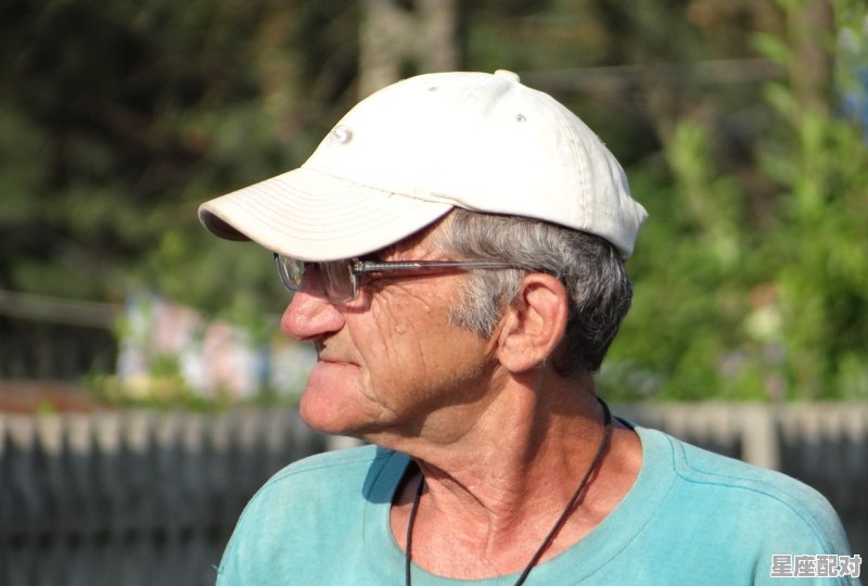 已故长辈托梦要衣服_别人送你衣服穿什么意思 已故长辈托梦要衣服_别人送你衣服穿什么意思 - 星座运势