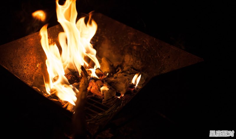 梦见许许多多人在一起逃生_梦到自己逃跑成功 - 星座运势