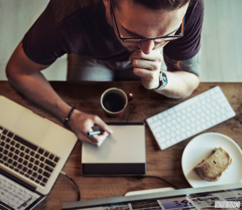 第一去女朋友家,怎么称呼别人,该买点什么礼物,本人普通的工人阶级，梦到去女朋友家里 - 星座运势