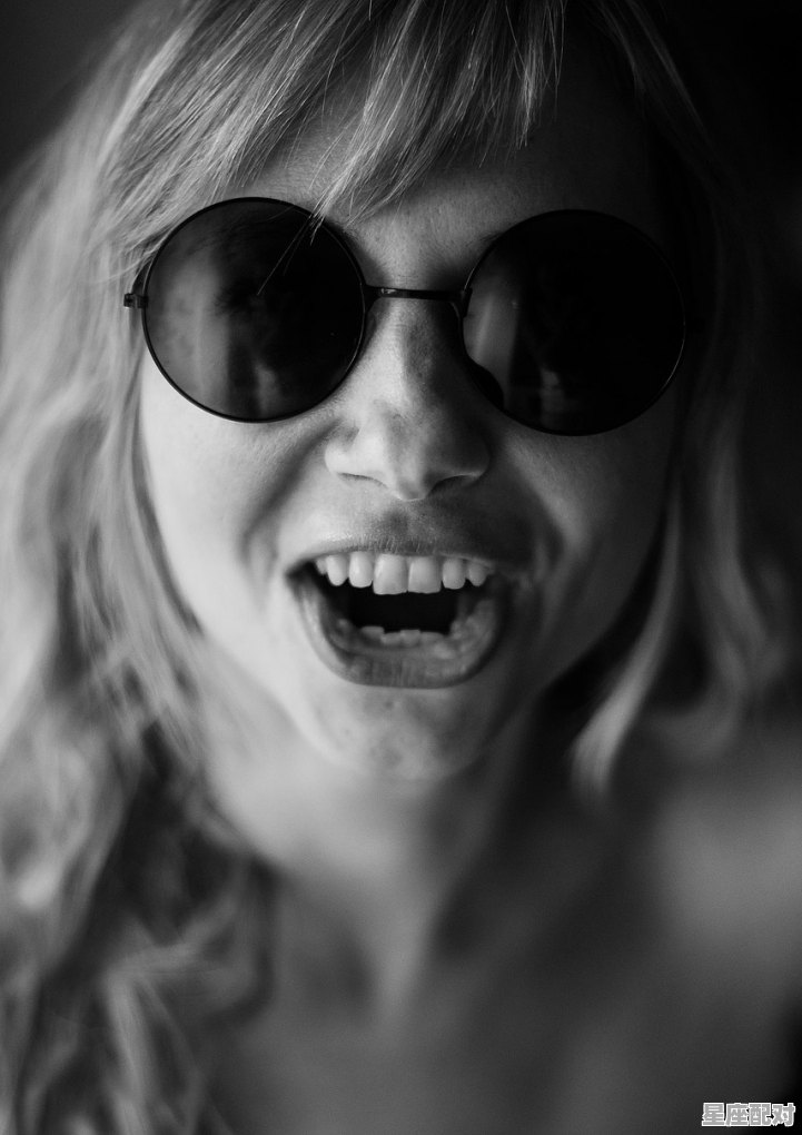 心情失落放声大哭文案_一个成年女性放声大哭意味着什么 心情失落放声大哭文案_一个成年女性放声大哭意味着什么 - 星座运势