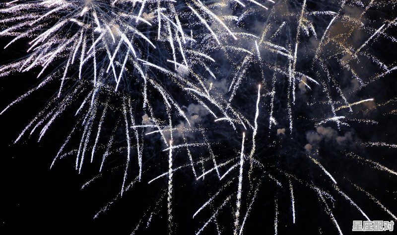 2001年元旦那一天的是什么星座_2001年国庆节什么星座 2001年元旦那一天的是什么星座_2001年国庆节什么星座 - 星座运势