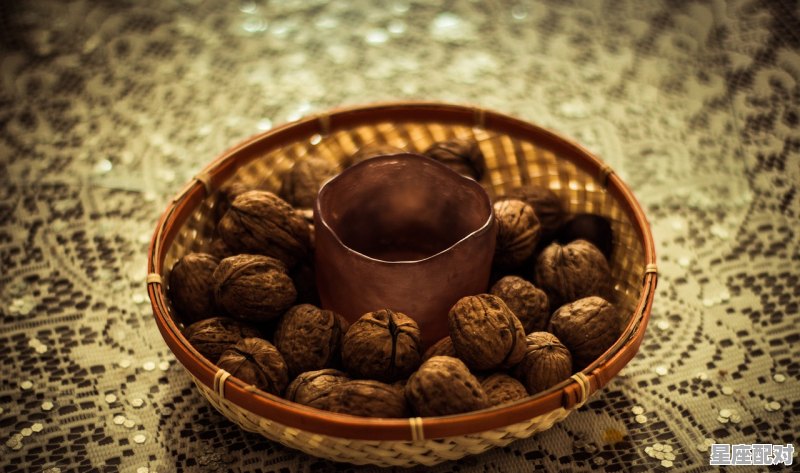 西方饮食的地理原因,东西方饮食习俗差异 - 星座运势