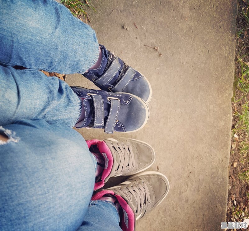 给对象买鞋的寓意_儿子适合给妈妈买鞋吗 给对象买鞋的寓意_儿子适合给妈妈买鞋吗 - 星座运势