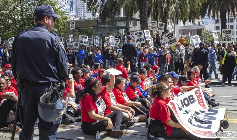 冬季俄罗斯人喜欢中国的什么茶叶_中国封建时代主要出口商品,请列举三种 冬季俄罗斯人喜欢中国的什么茶叶_中国封建时代主要出口商品,请列举三种 - 星座运势